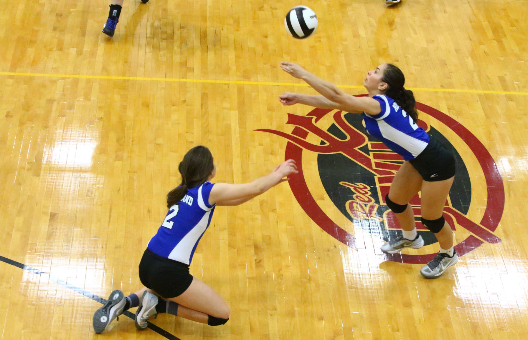 Gallery: Volleyball Sectional - East Chicago vs. Highland